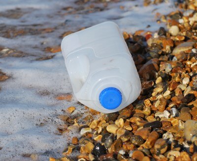 Identifying potential impacts of plastic on MPAs